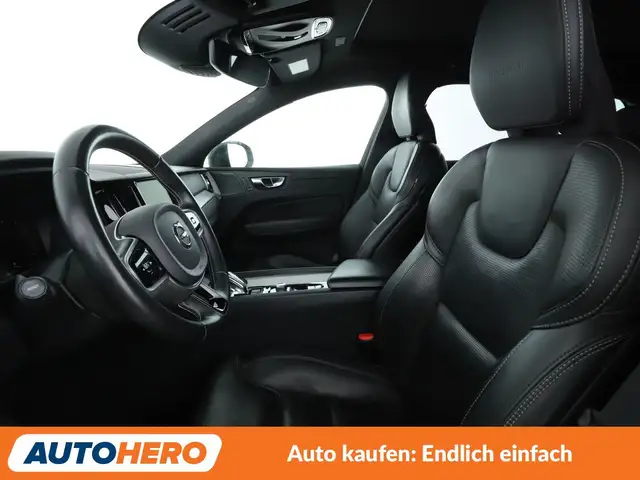 Volvo XC60 view 10