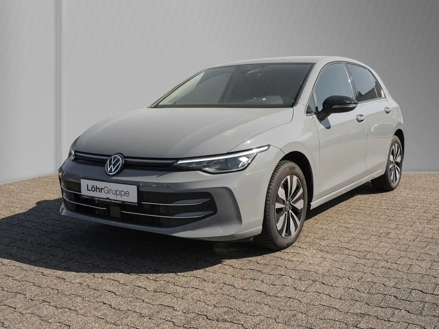 Volkswagen Golf VIII 1.5 TSI GOAL /LED/Navi/RFK/ACC Grau - 2