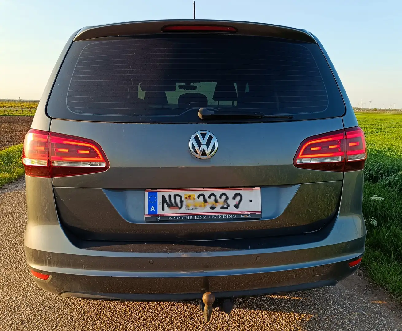 Volkswagen Sharan 2.0 TDI (BlueMotion Technology) Trendline - 2