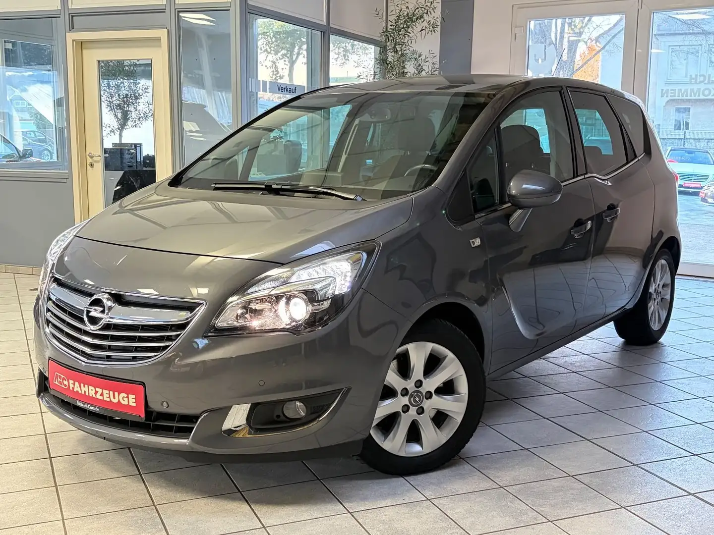 Opel Meriva B Innovation Automatik / 46.tkm / HU NEU Grau - 1