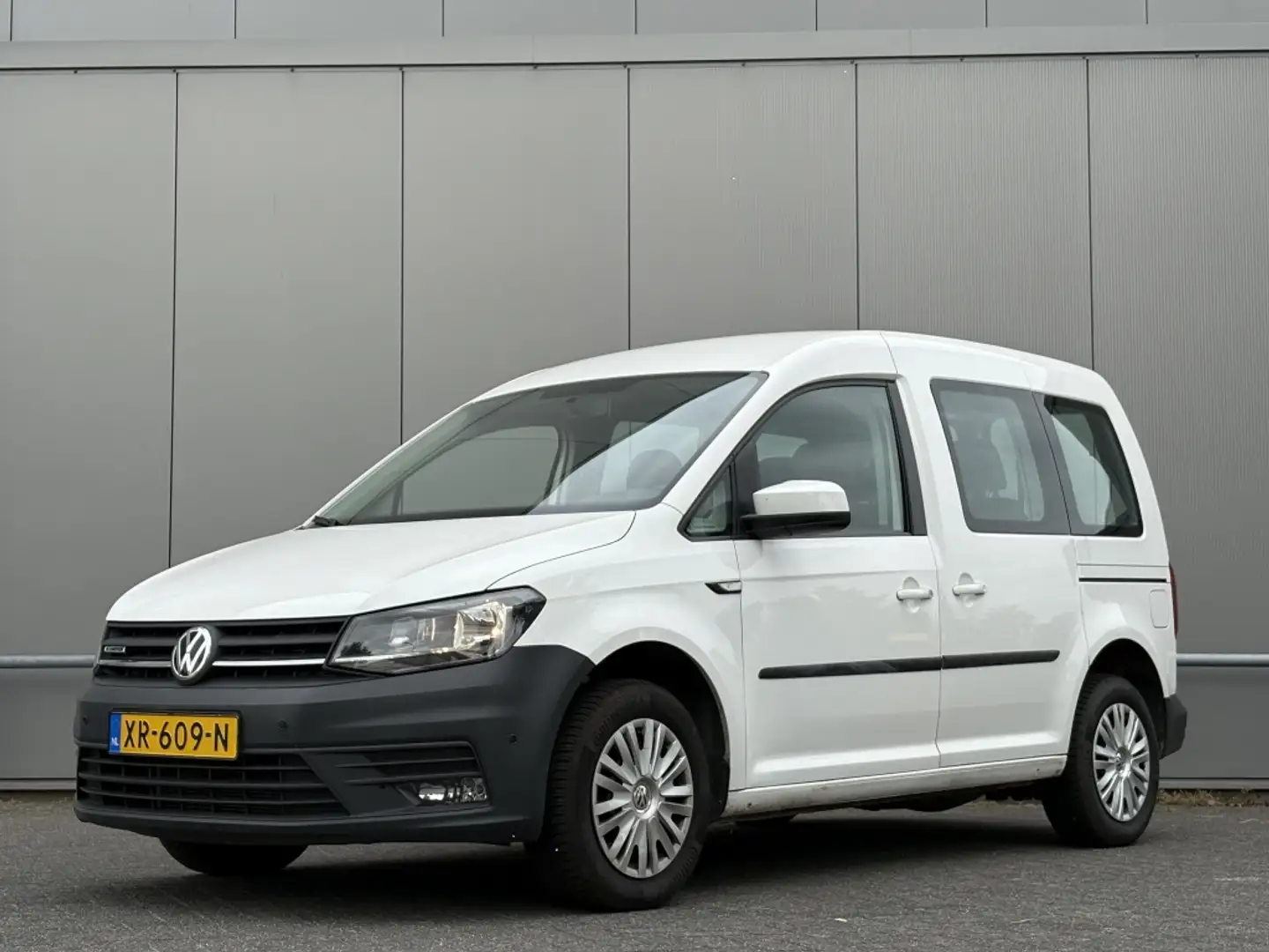 Volkswagen Caddy 1.4 TGI - airco - cruise - Navi - 5 persoons - Bianco - 1