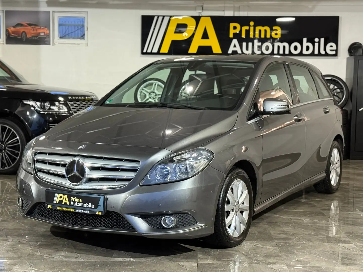 Mercedes-Benz B 180 CDI / Automatik Tempomat Navi Klimaautom. Grau - 1