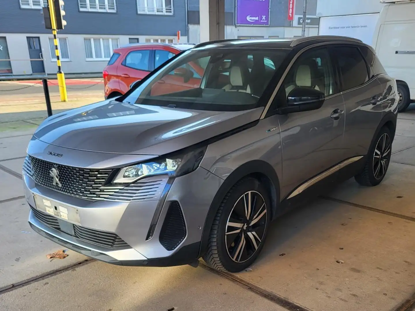 Peugeot 3008 1.6 Hybrid4 300 PHEV GT Pack Zilver - 2