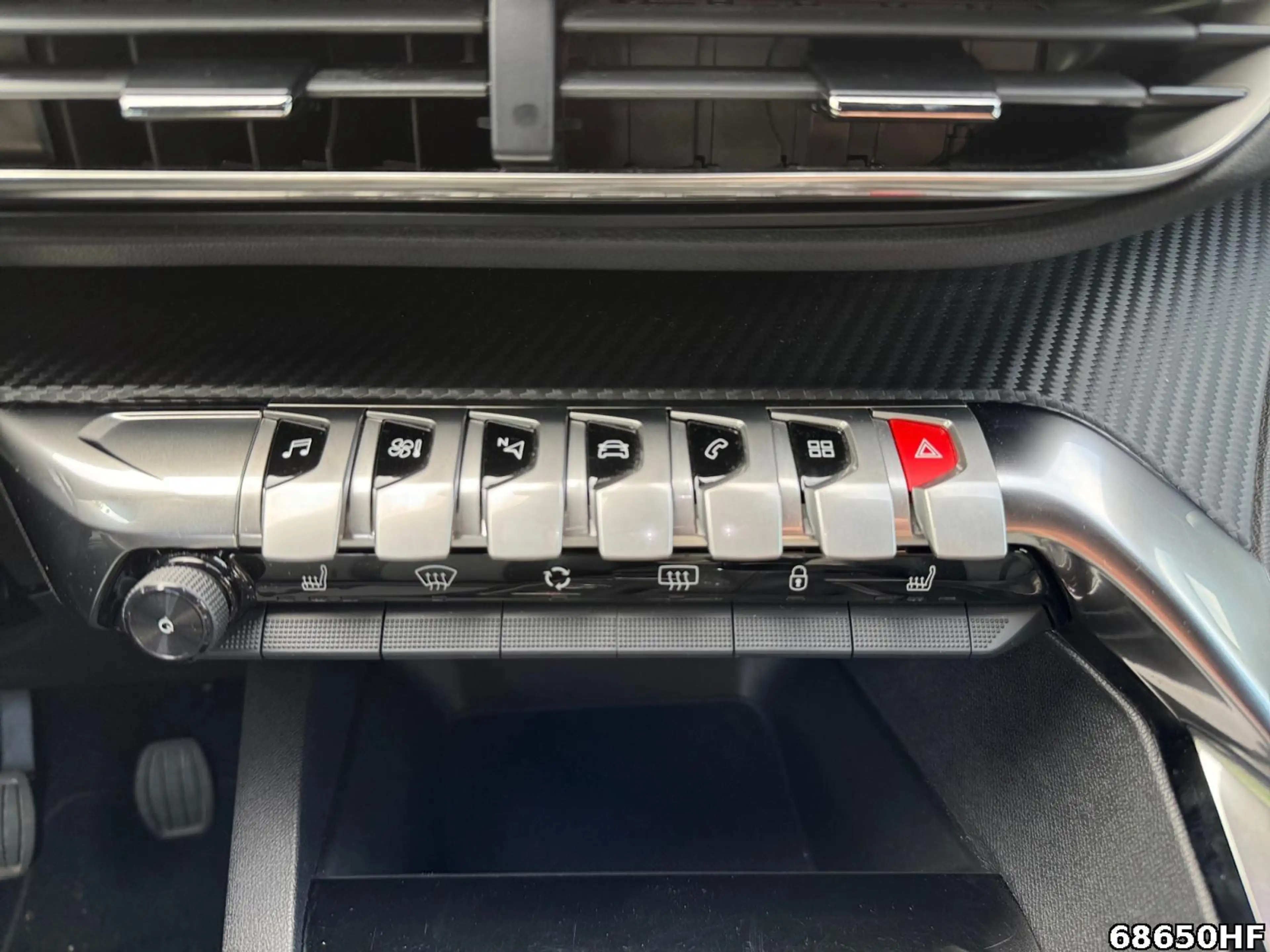 Peugeot 3008 1.2 PureTech 130 Allure Pack (EURO 6d) — photo 14