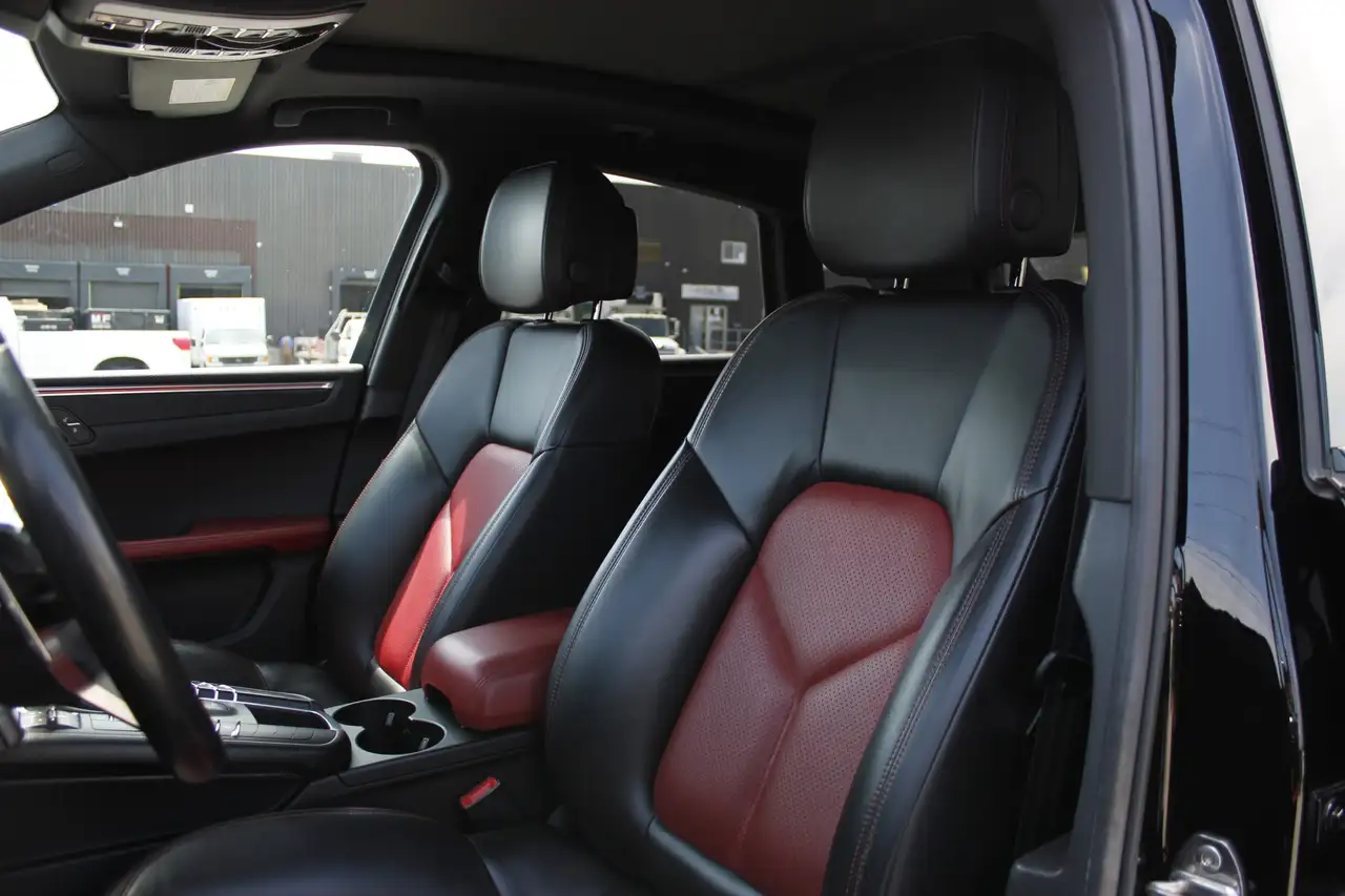 Porsche Macan снимка Porsche Macan