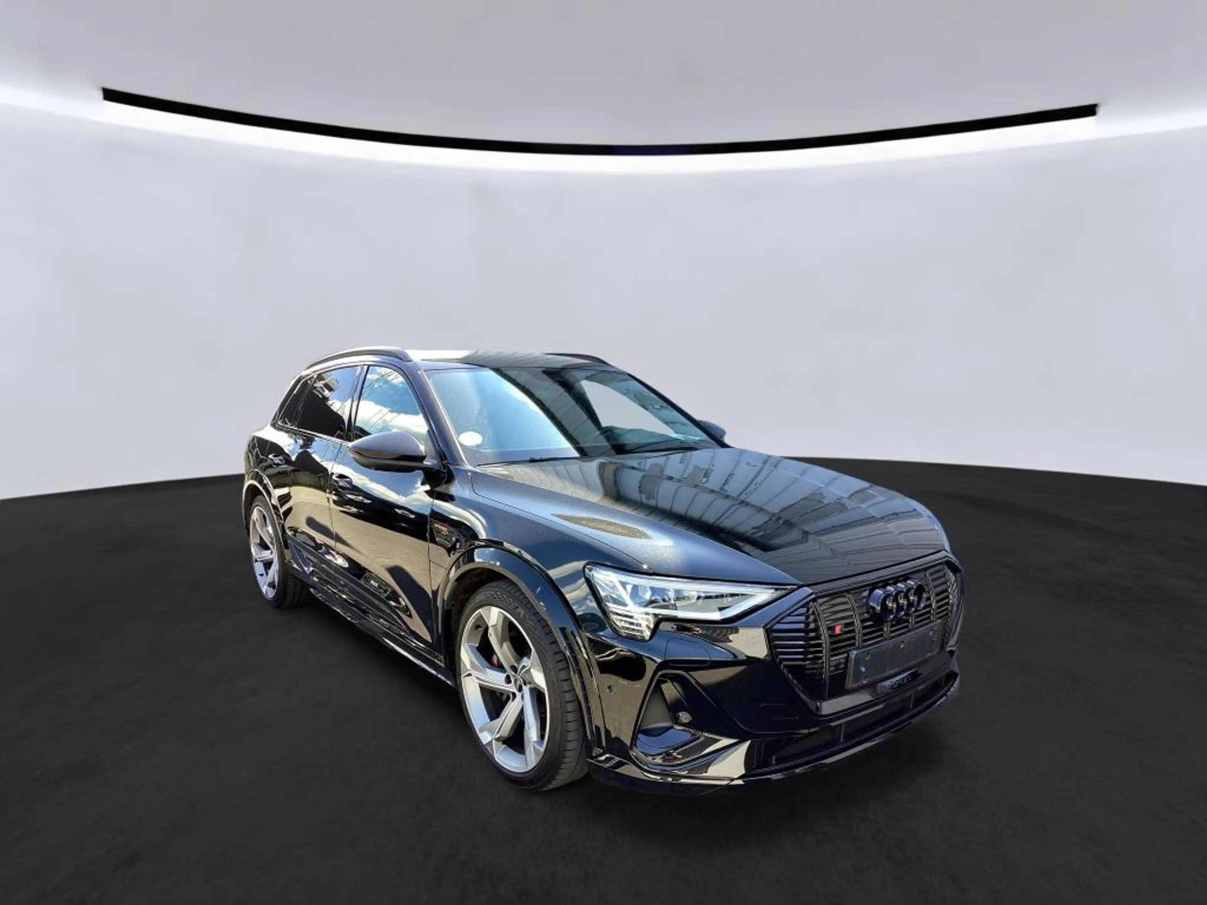 Audi e-tron S ACC AHK HuD PANO S-SITZE 360° B&O 22Z — photo 4