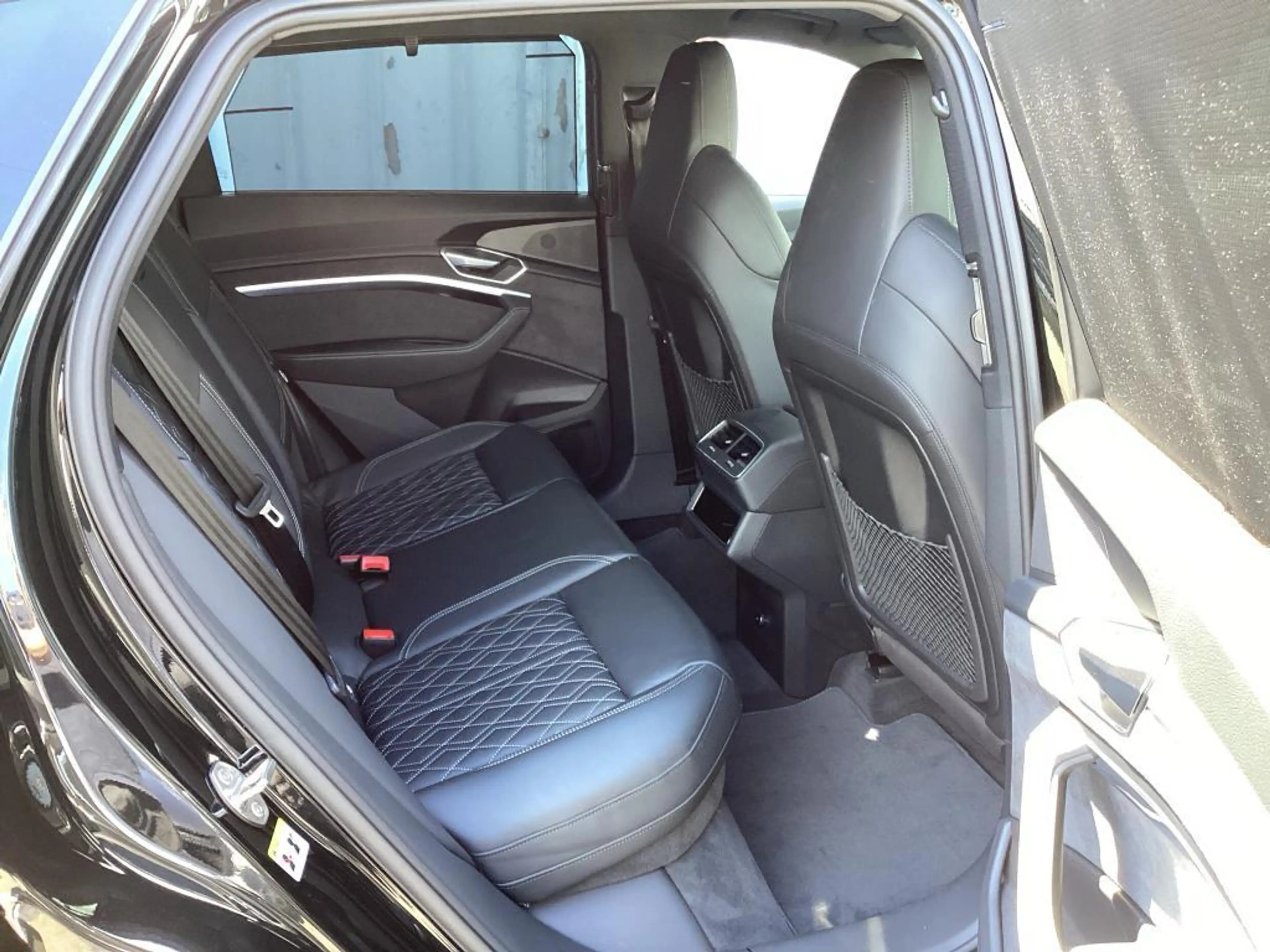 Audi e-tron S ACC AHK HuD PANO S-SITZE 360° B&O 22Z — photo 10