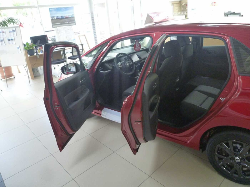 Honda Jazz Hybrid e:HEV 1.5 i-MMD Elegance +Style — photo 6