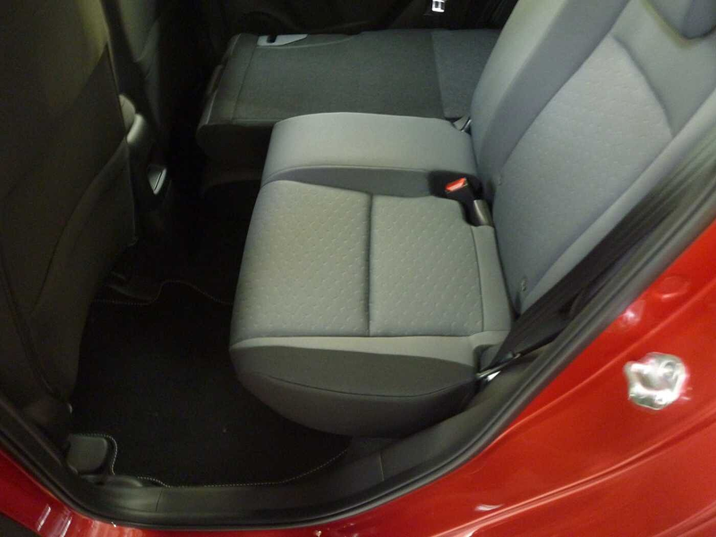Honda Jazz Hybrid e:HEV 1.5 i-MMD Elegance +Style — photo 7