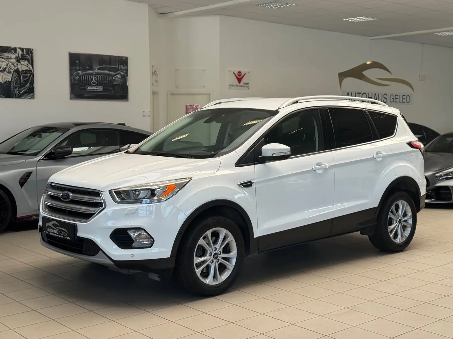 Ford Kuga 1.5 EcoBoost /TITANIUM/KAMERA/LED/ Blanco - 1