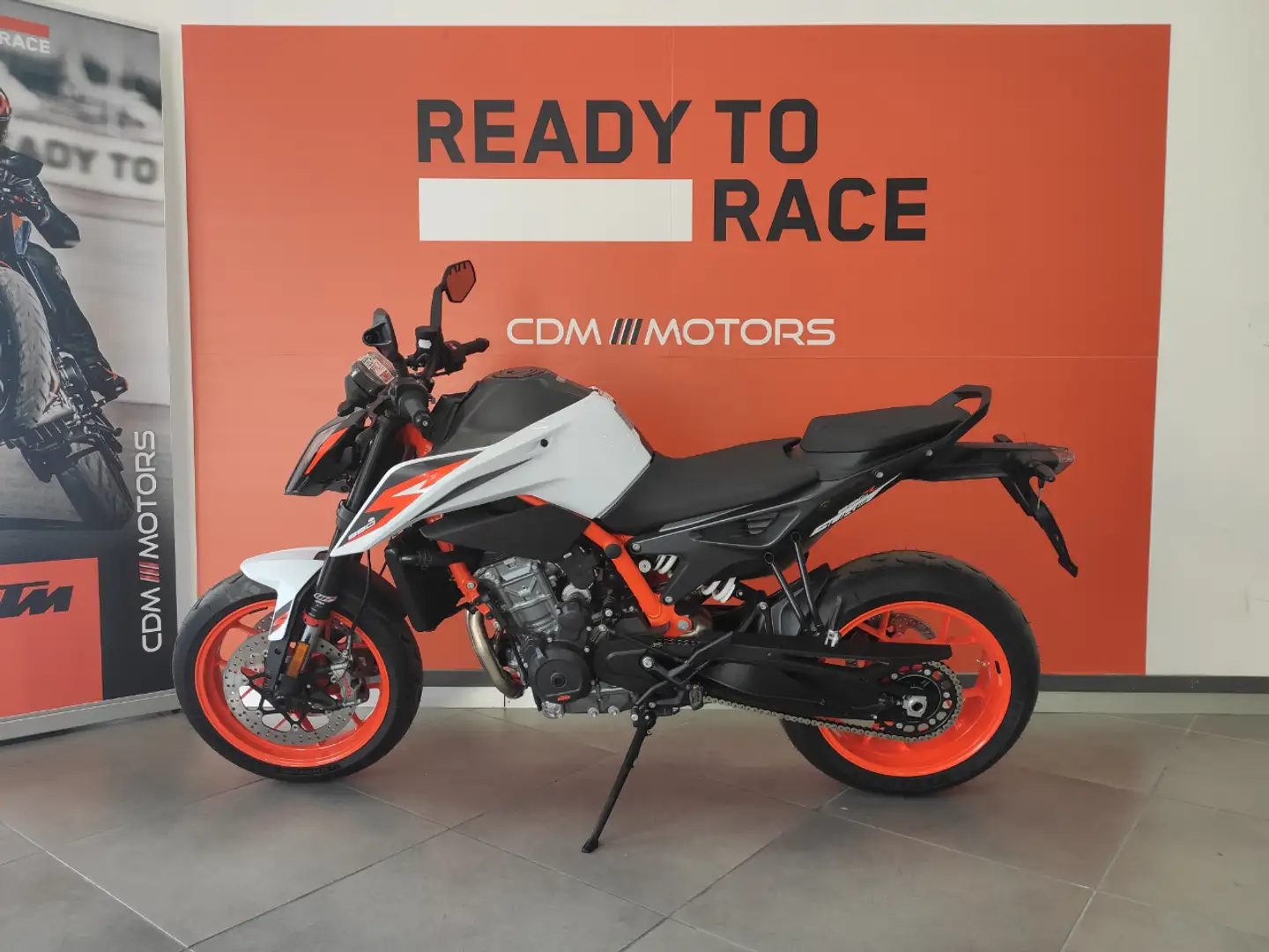 KTM 890 Duke Alb - 2