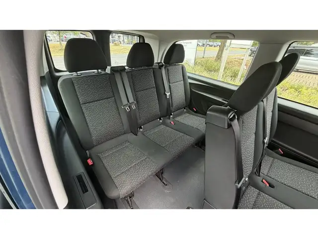 Mercedes-Benz Vito view 14