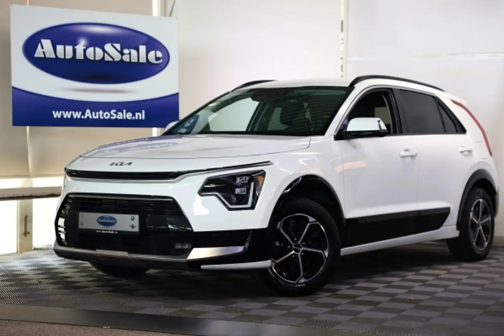 Kia Niro 1.6 GDi Hybrid DynamicPlusLine SLECHTS 9300km ! '2 White - 1