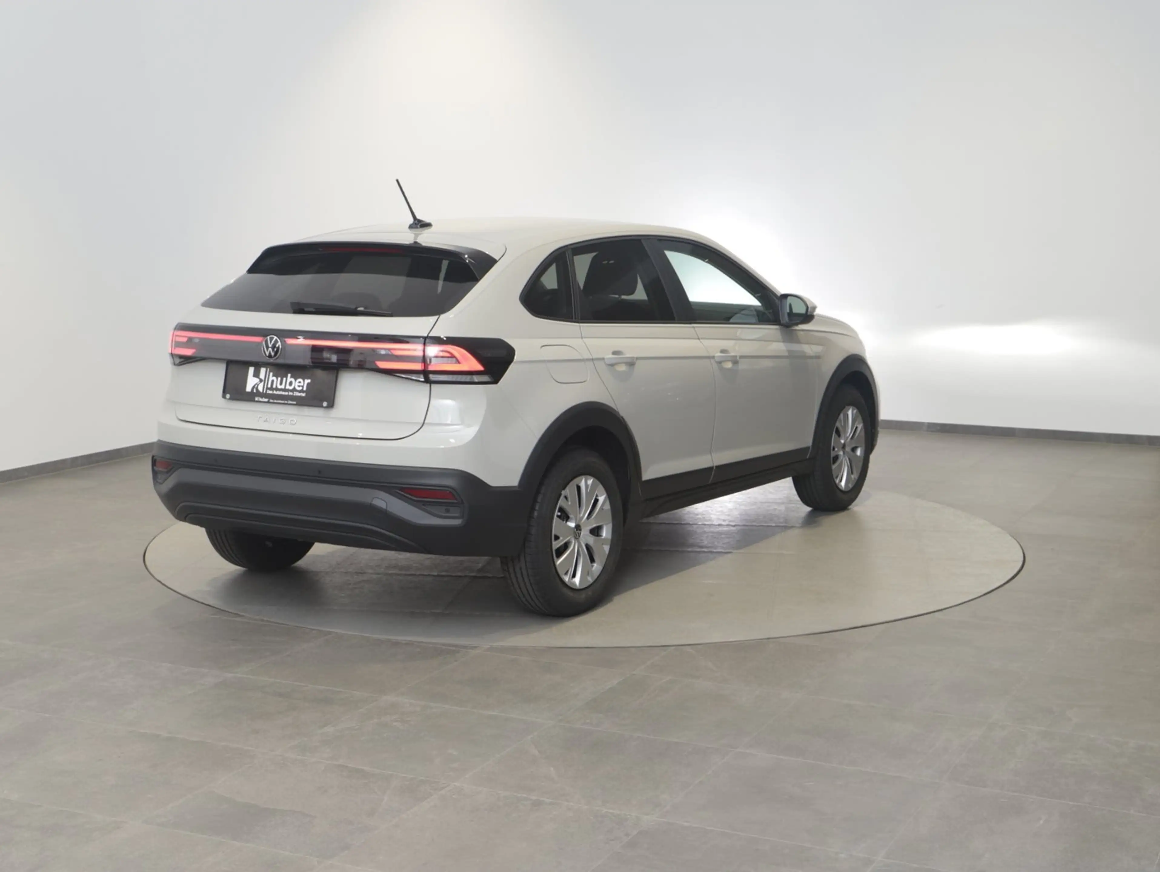 Volkswagen Taigo 4Me TSI — photo 9