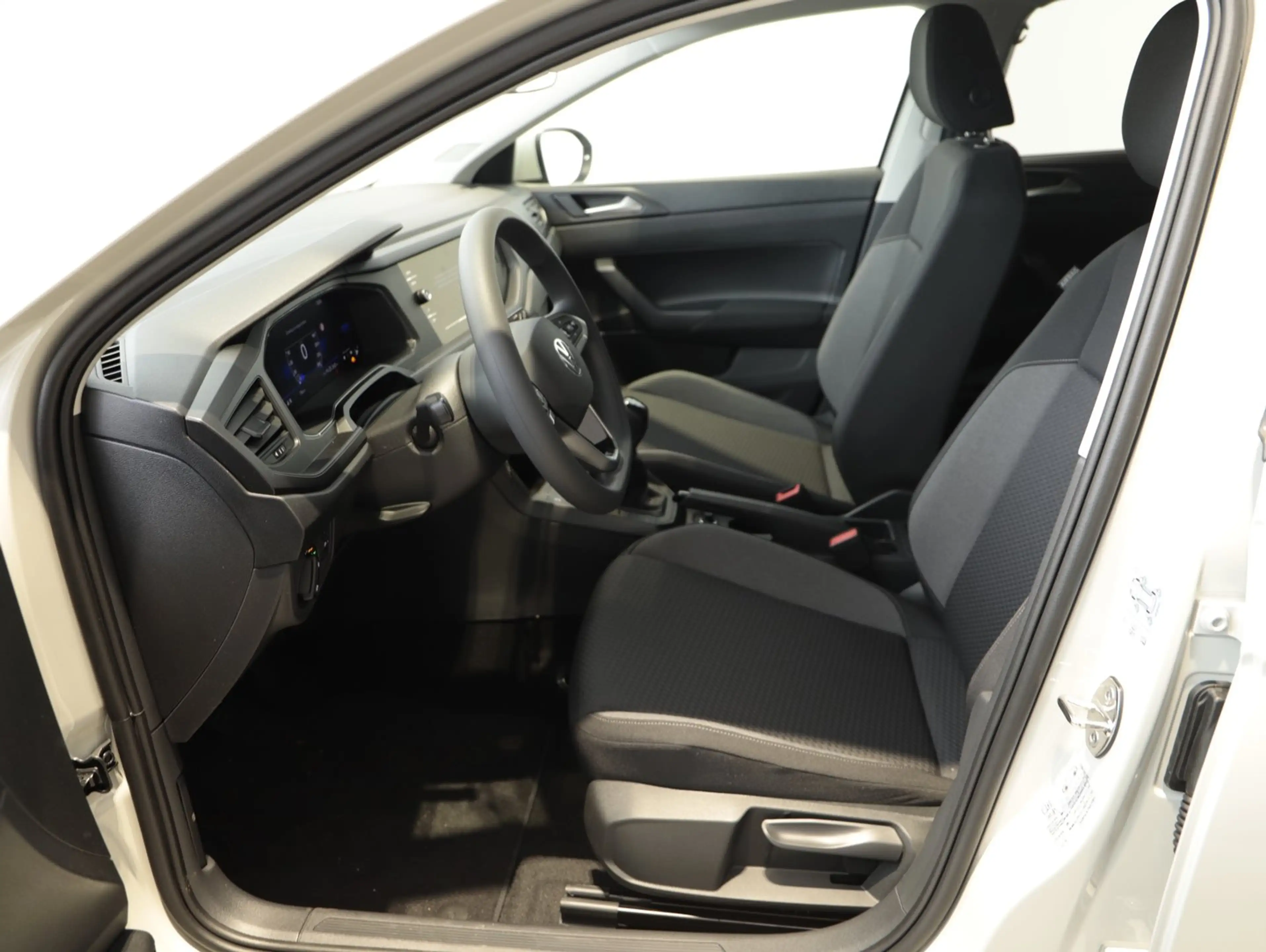 Volkswagen Taigo 4Me TSI — photo 11