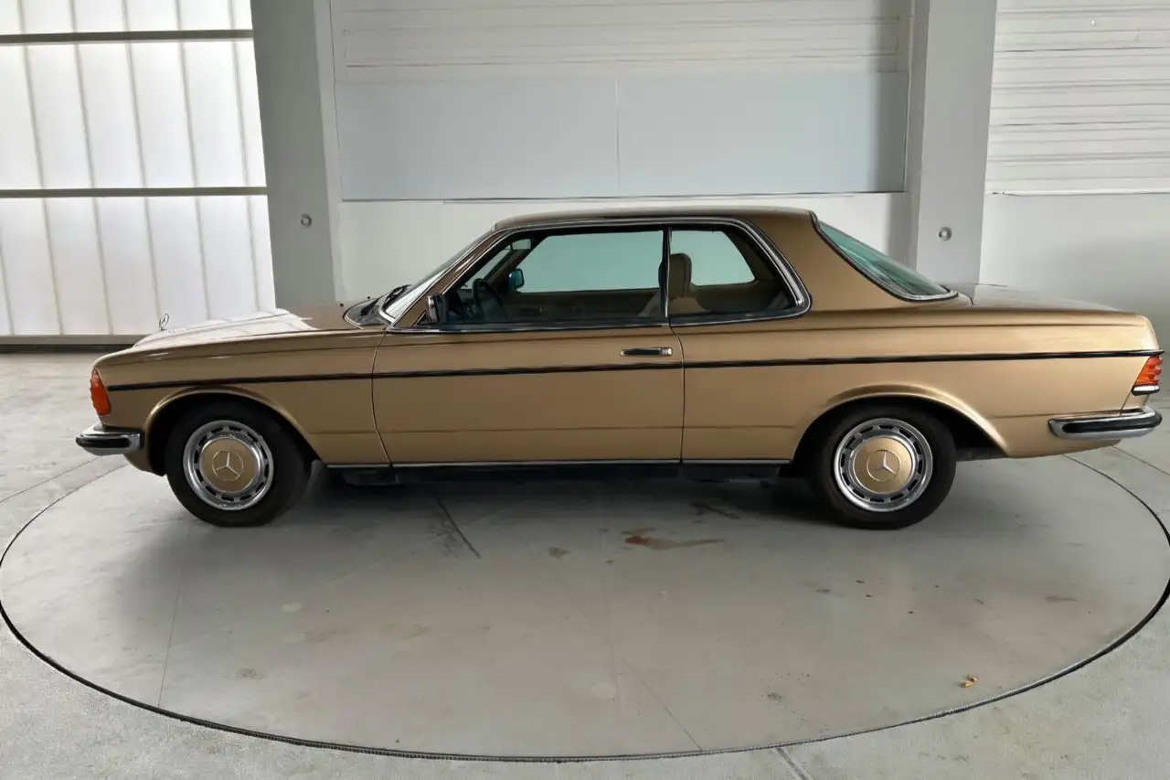 Mercedes-Benz CE 280 W123 Coupe, foto 2