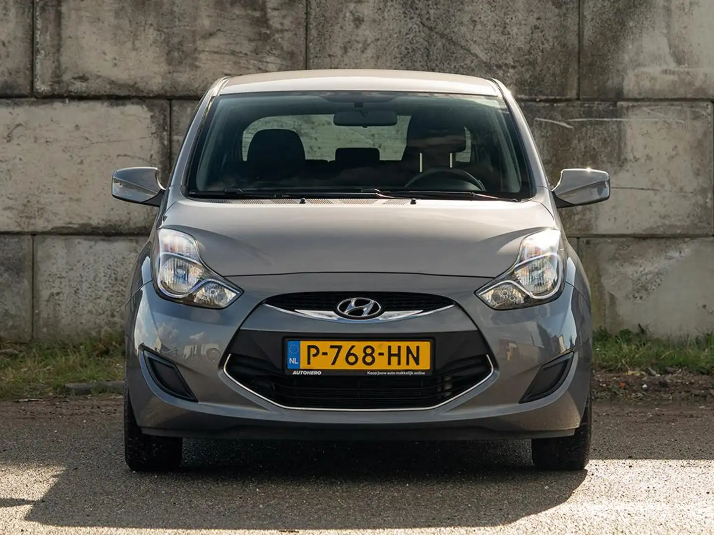 Hyundai iX20 1.4i i-Drive | Airco | Multimedia | Lage km | 72dk Grijs - 2