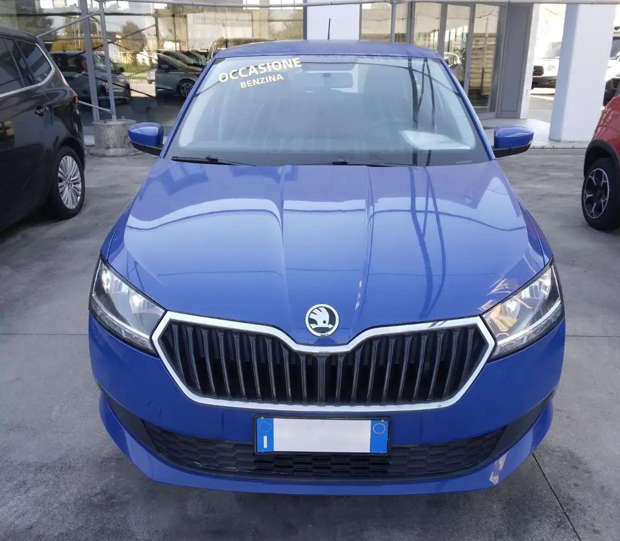 Skoda Fabia 1.0 MPI Business Azul - 1