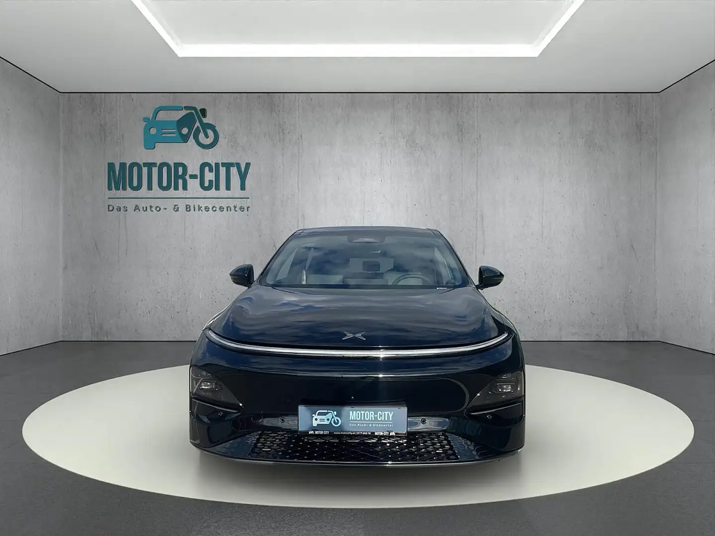 Xpeng G6 AWD Performance Schwarz - 2