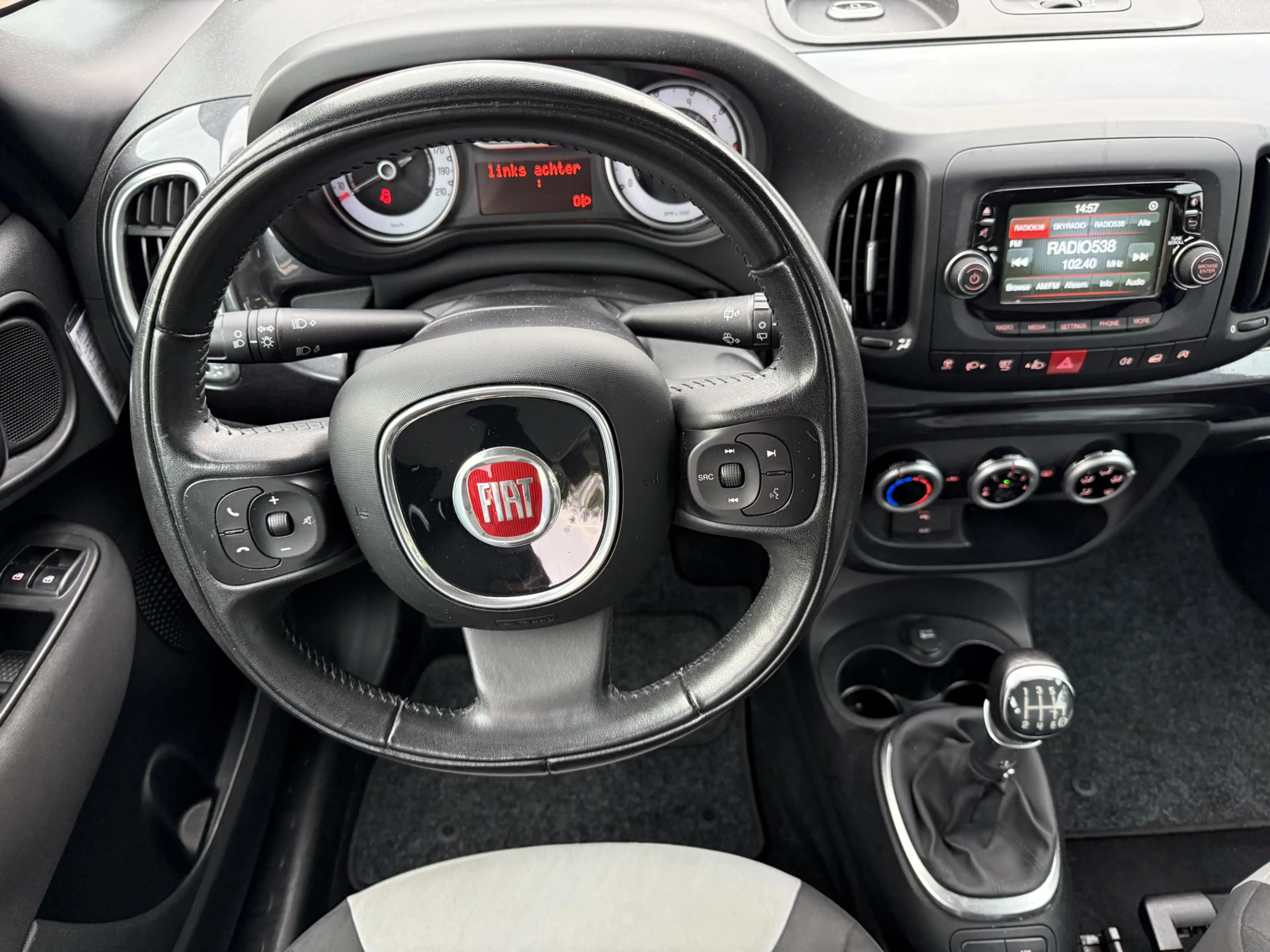 Fiat 500L 0.9 TwinAir Easy Eco 105pk, Trekhaak | U-connect — photo 14