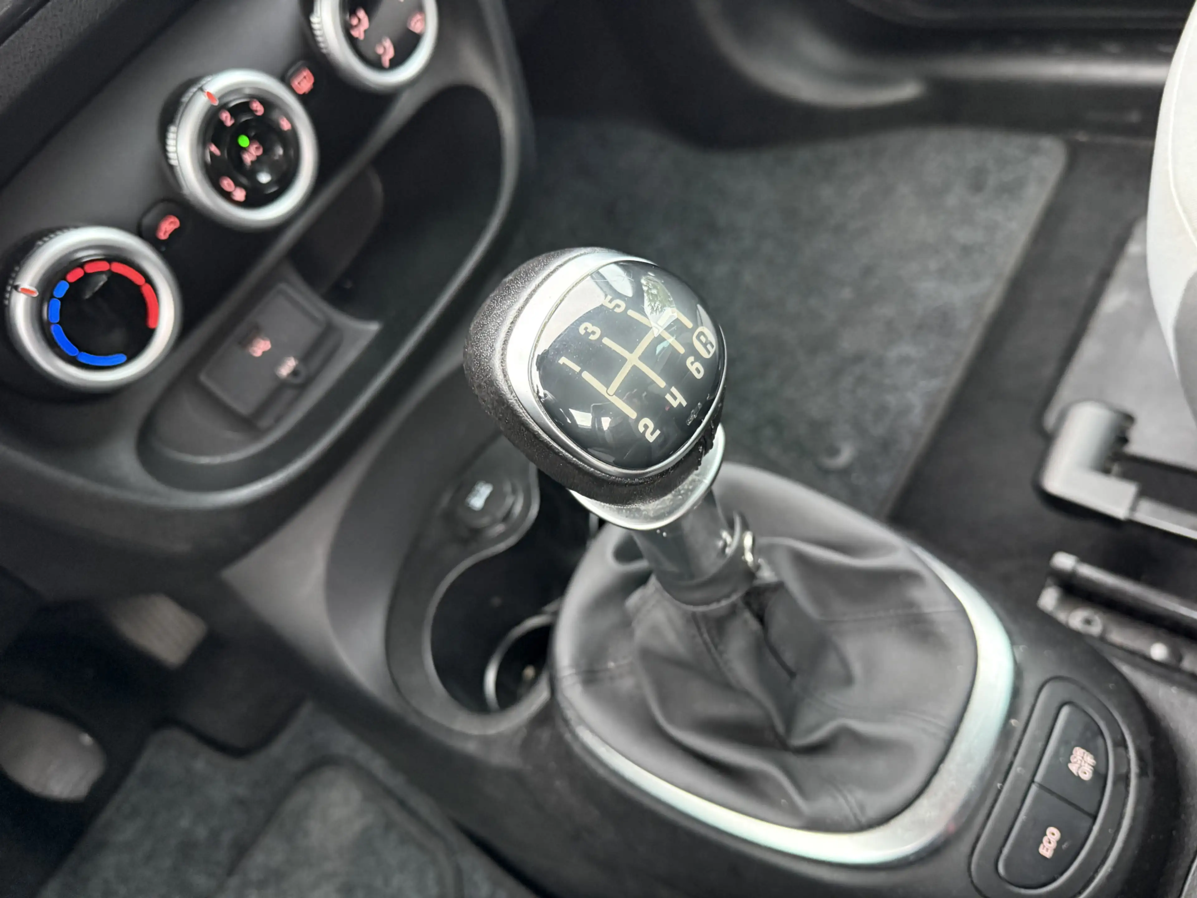 Fiat 500L 0.9 TwinAir Easy Eco 105pk, Trekhaak | U-connect — photo 15