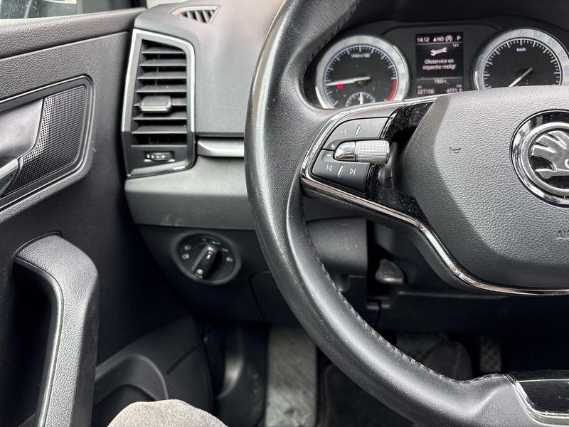 Skoda Karoq 1.6 TDI Sportline Business | € 13.600,- NETTO! | C — photo 10