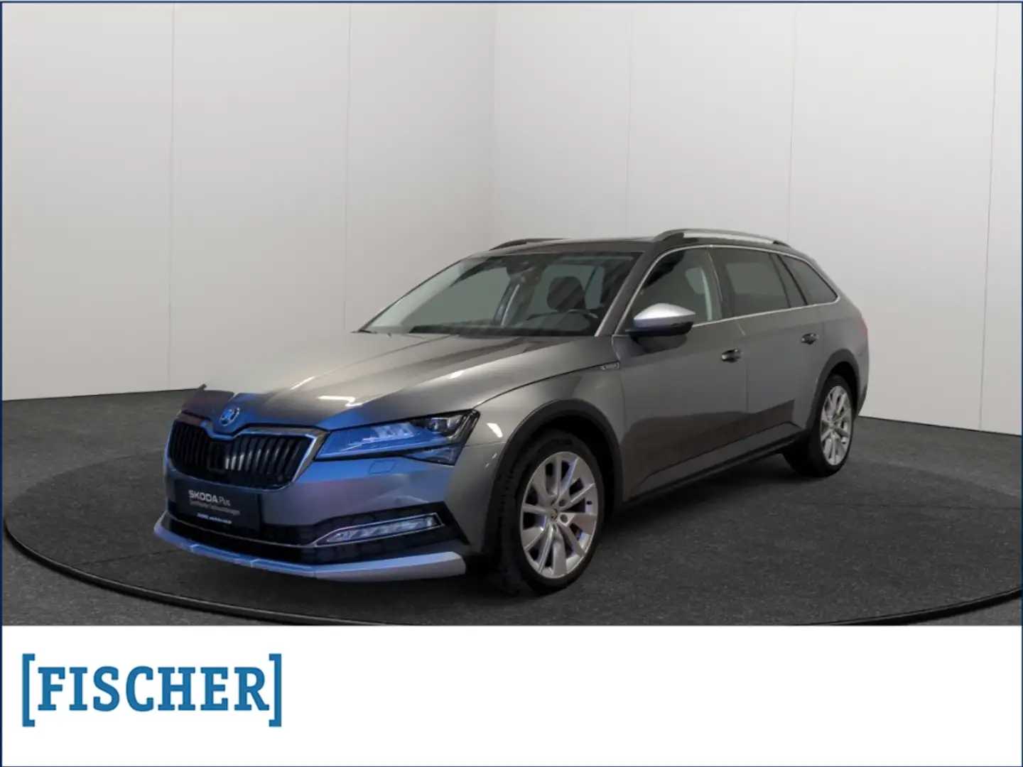 Skoda Superb Combi 2.0TDI 4x4 DSG Scout Matrix Navi AHK DCC Gris - 1