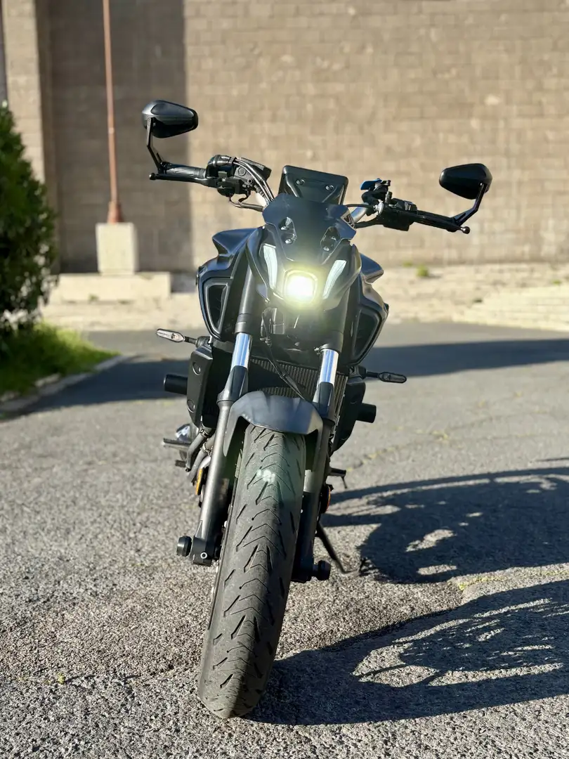Yamaha MT-07 display TFT e predisposizione per quick shifter. - 1