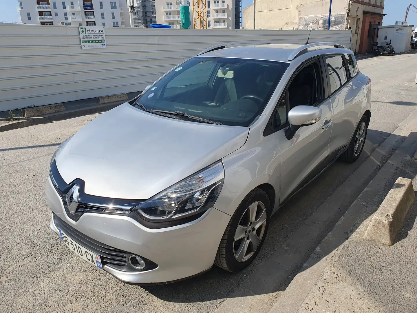Renault Clio Estate IV 1.2 16V 75 Life Grijs - 2