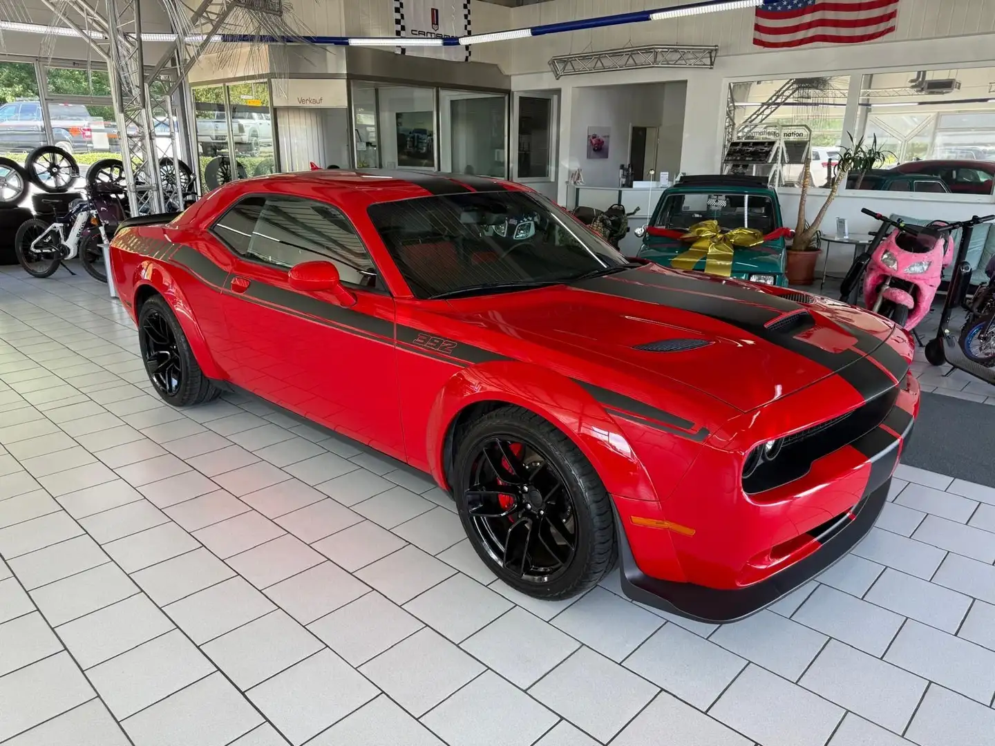 Dodge Challenger 6,4 Widebody SRT Schalter Navi Leder Rot - 2
