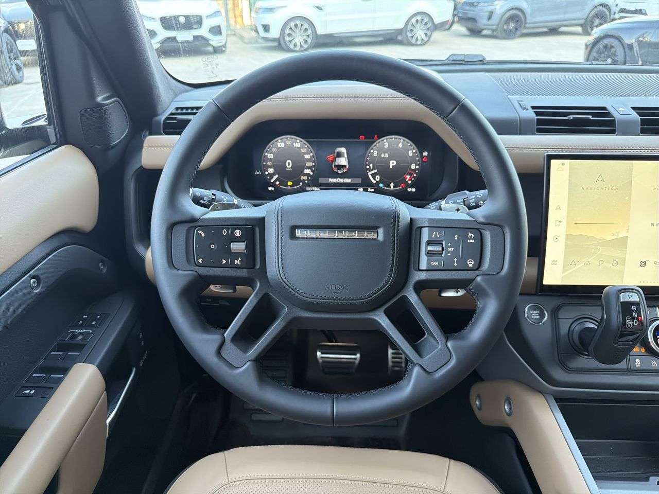 2026 Land Rover Defender 110 P525 V8 thumb 11