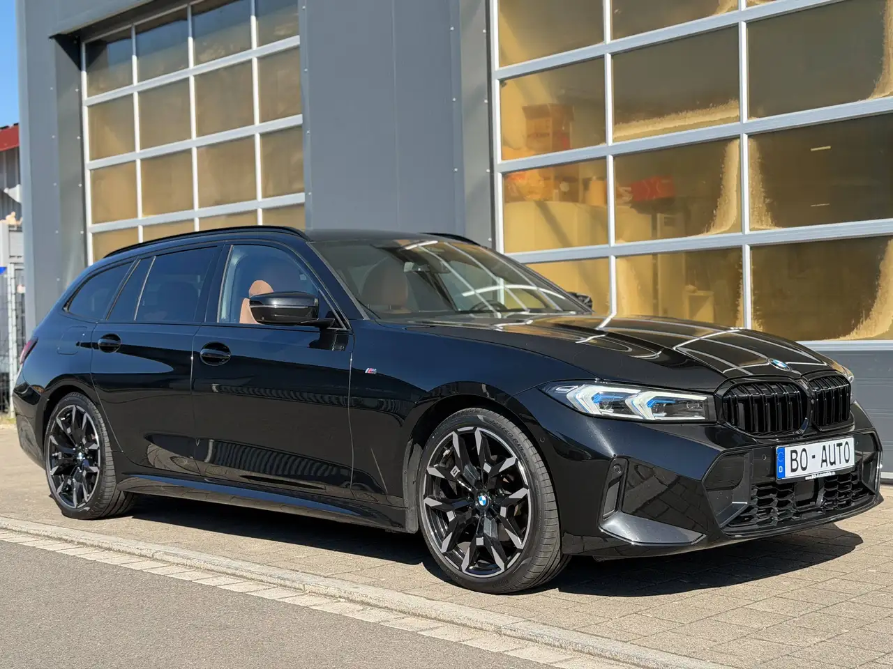 BMW 320