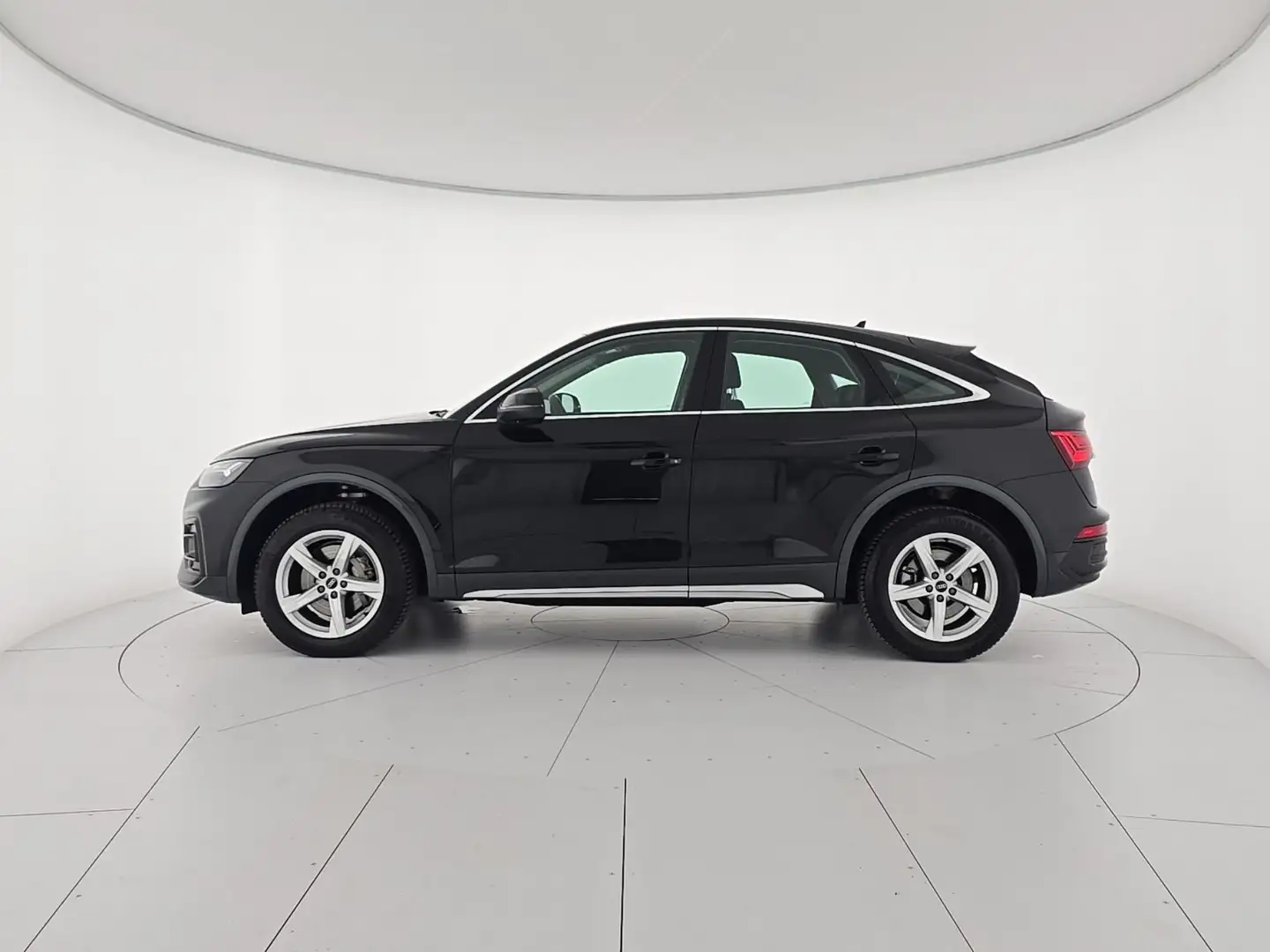 Audi Q5 SPB Sportback 40 TDI quattro Advanced Nero - 2