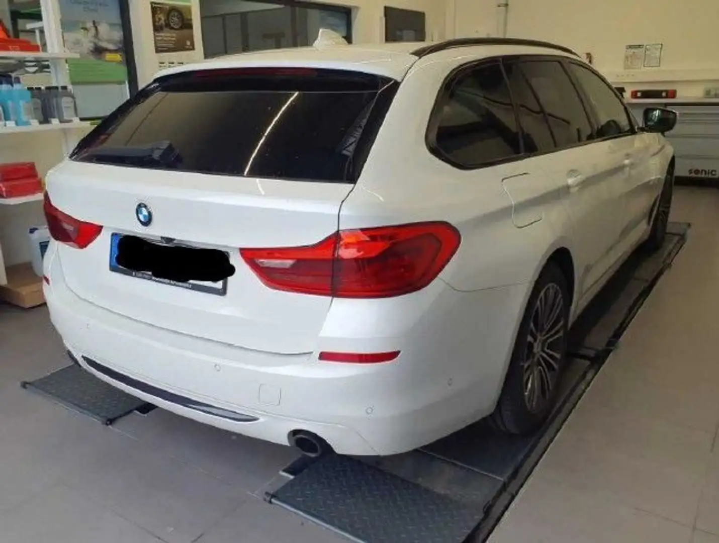 BMW 520 G5K 520D TOURING XDRIVE *DIDITAL-COCKPIT*HARMAN- Weiß - 2