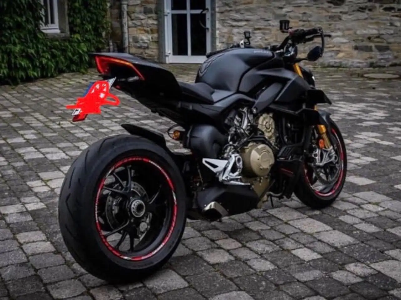 Ducati Streetfighter