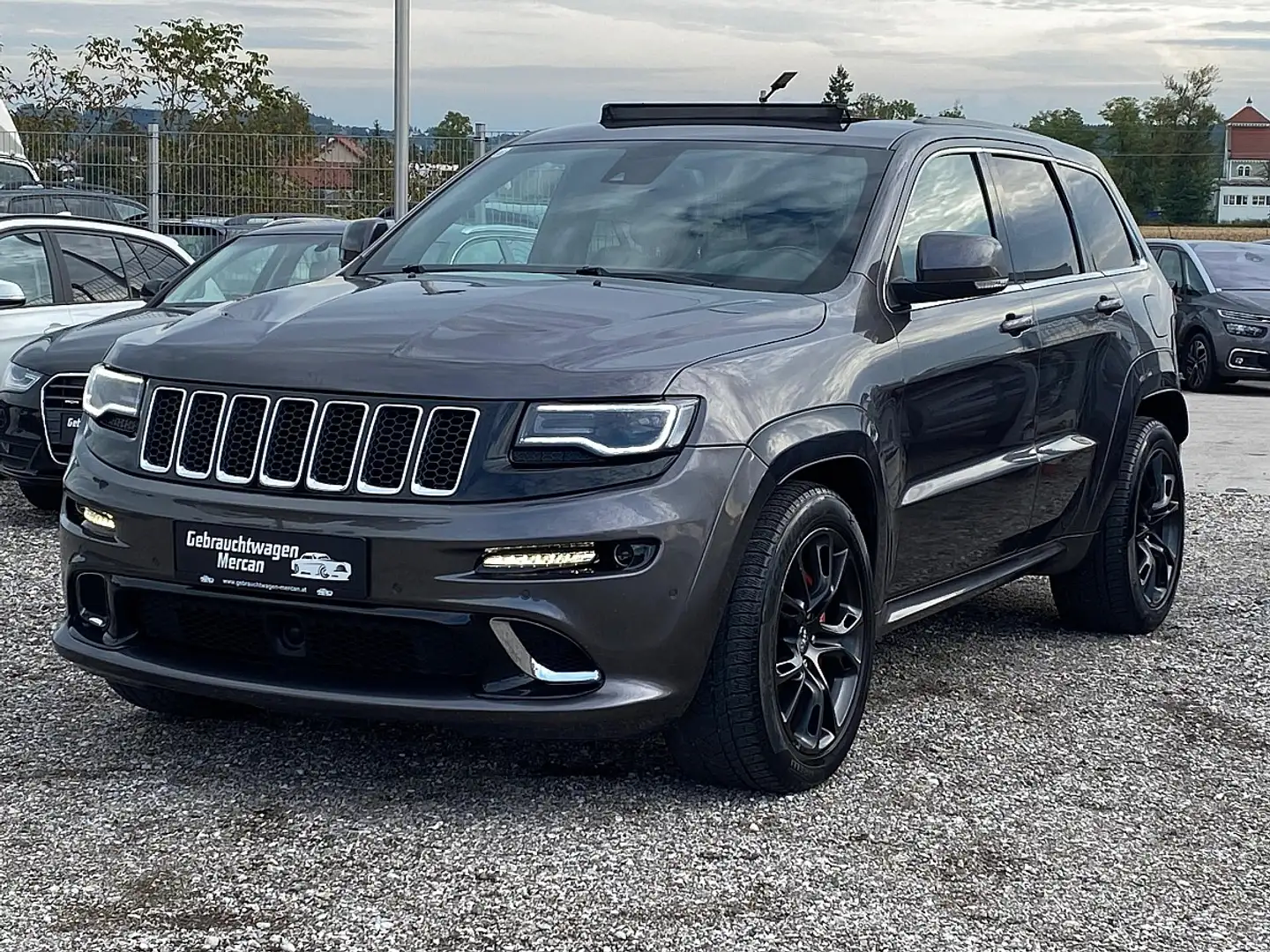 Jeep Grand Cherokee 6,4 V8 SRT8 Gris - 1