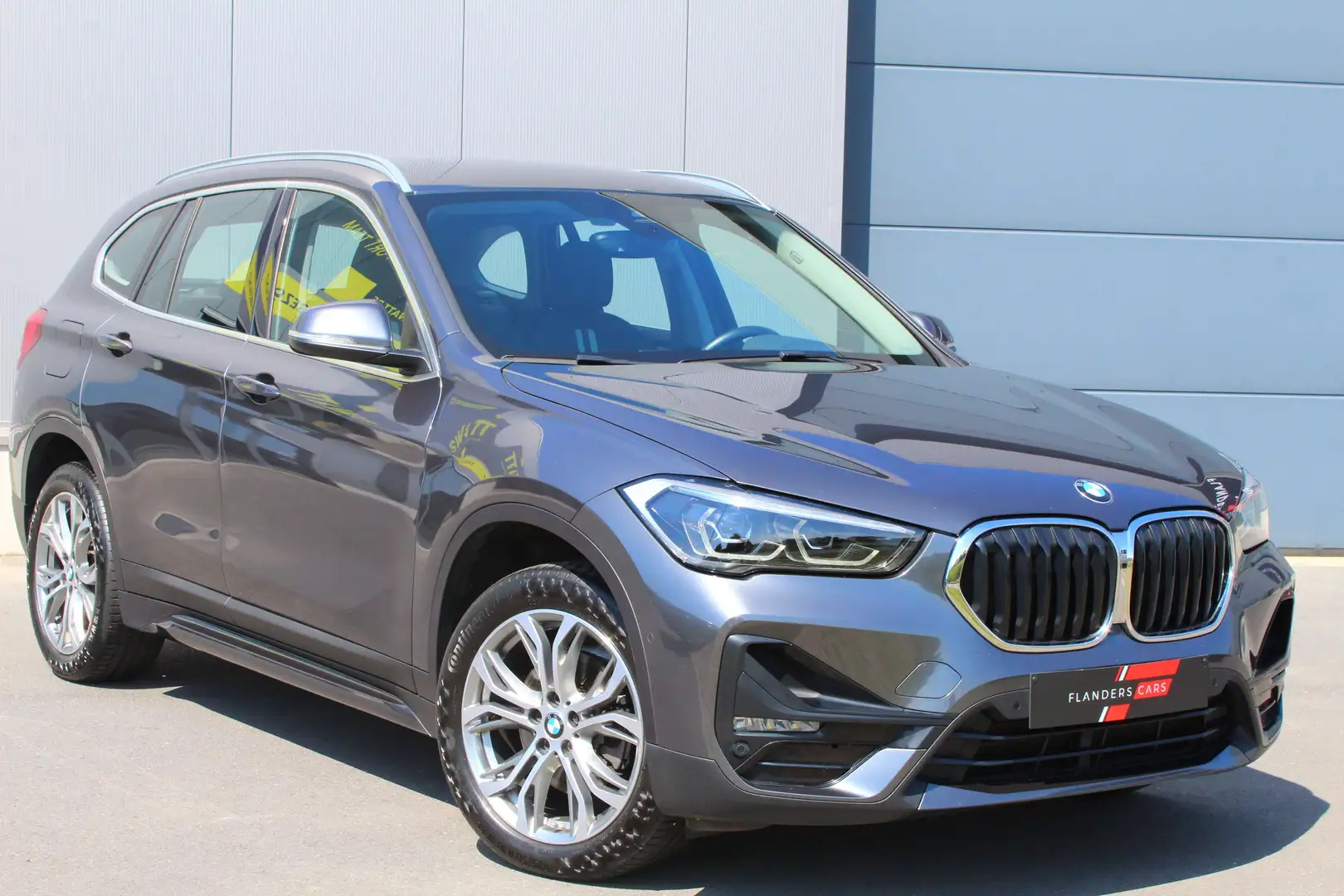 BMW X1 X1 sDrive18i Aut. xLine Gris - 1