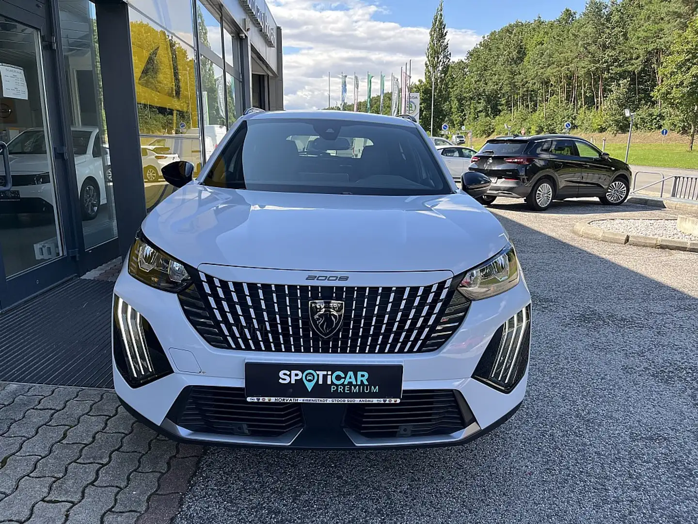 Peugeot 2008 PureTech 100 S&S Allure 6-Gang-Manuell Weiß - 2