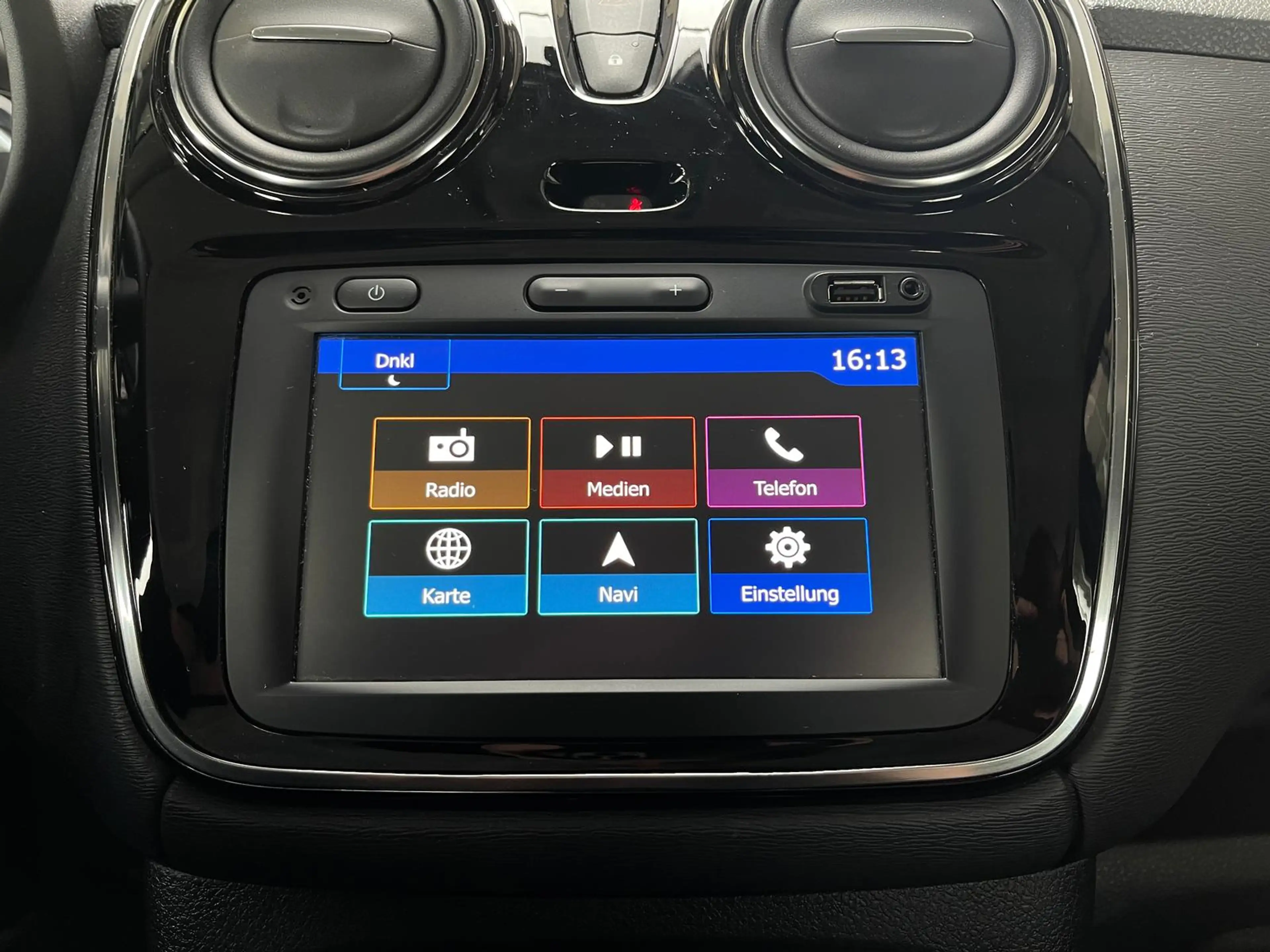 Dacia Lodgy Stepway 1.3 TCe+Touch+Kamera+Klima+7 Sitze — photo 11