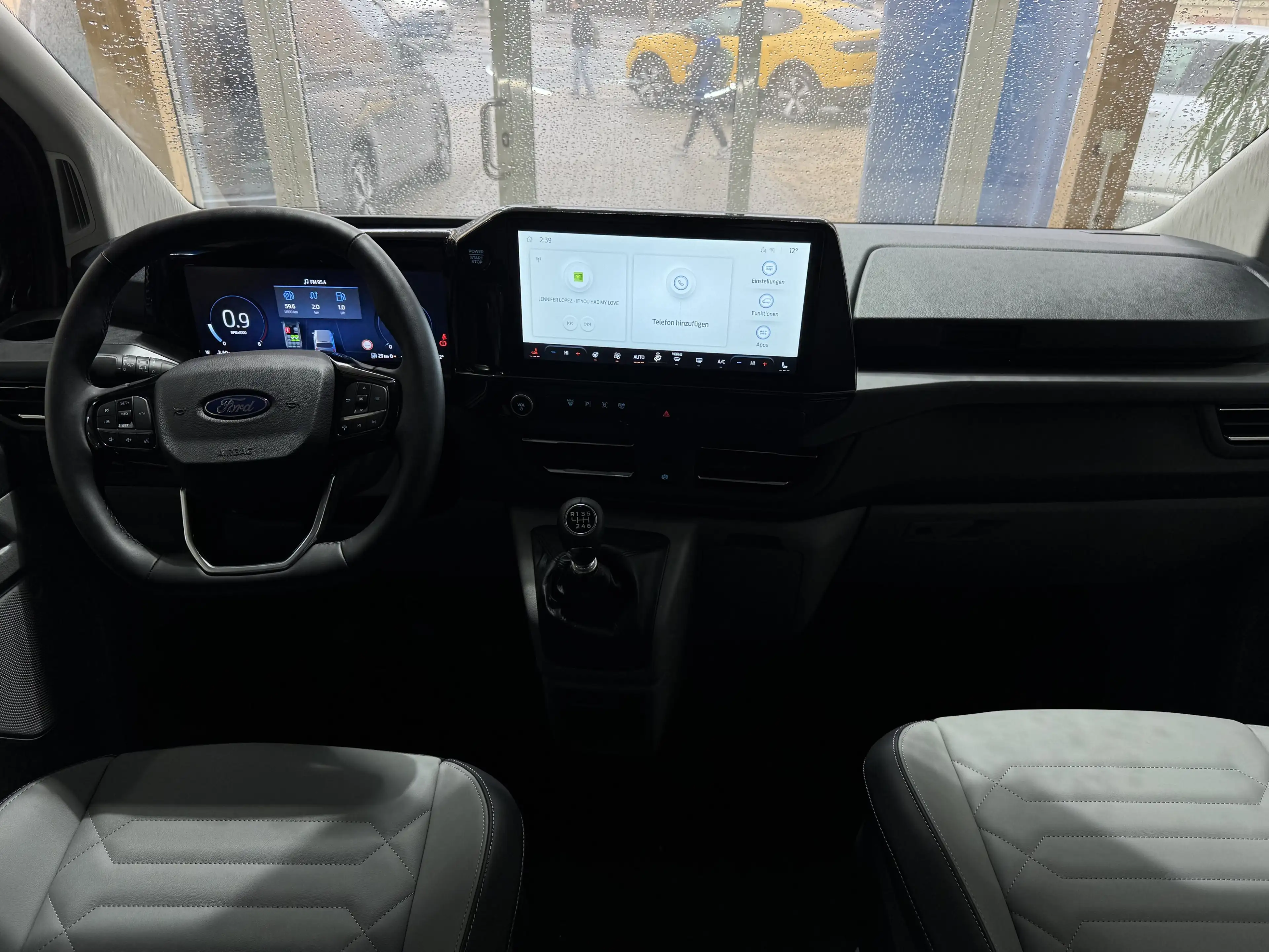 Ford Tourneo Custom 2.0 EcoBlue L1 Titanium — photo 12