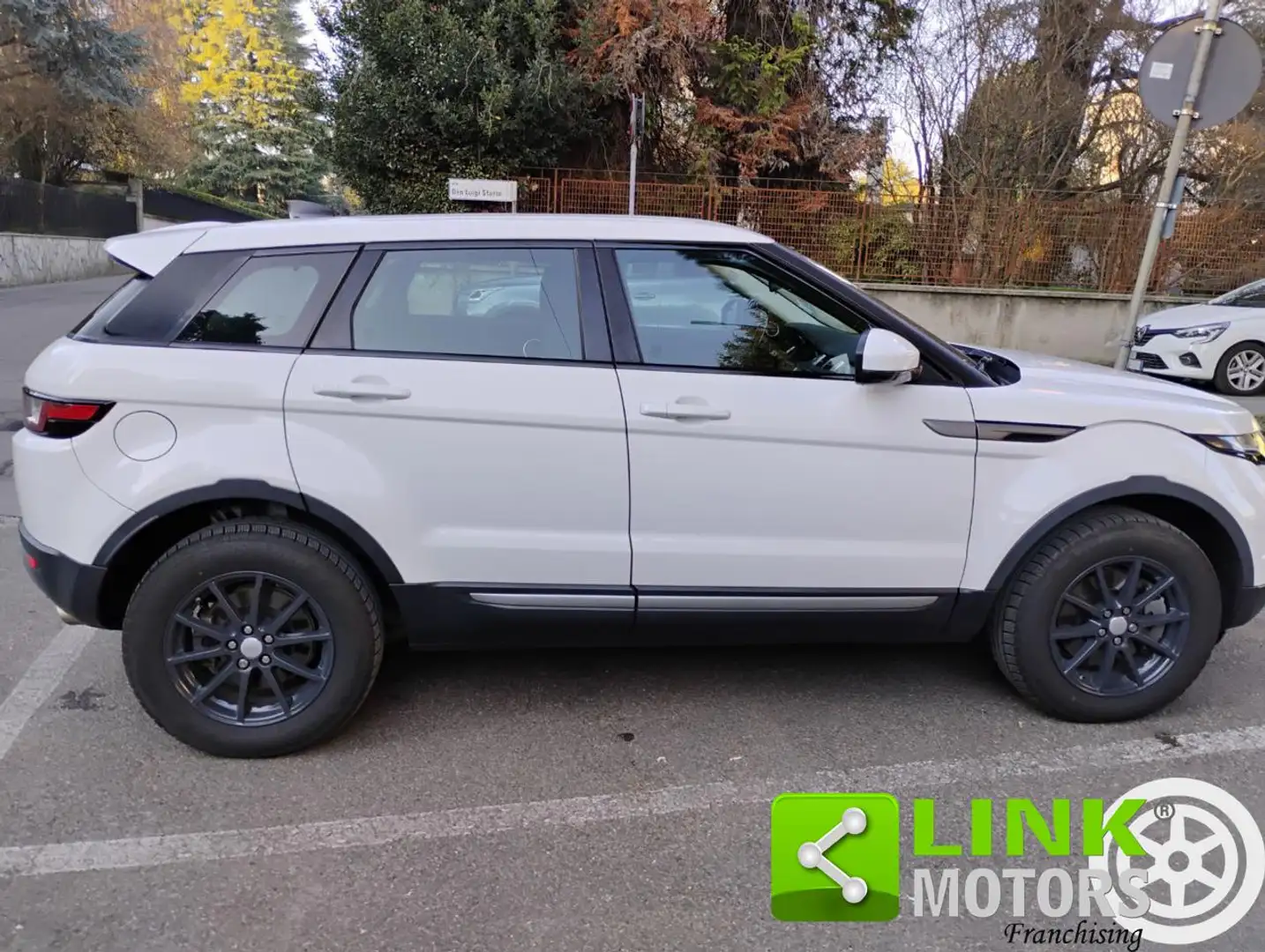 Land Rover Range Rover Evoque 2.0 TD4 150 CV 5p. SE Bianco - 2