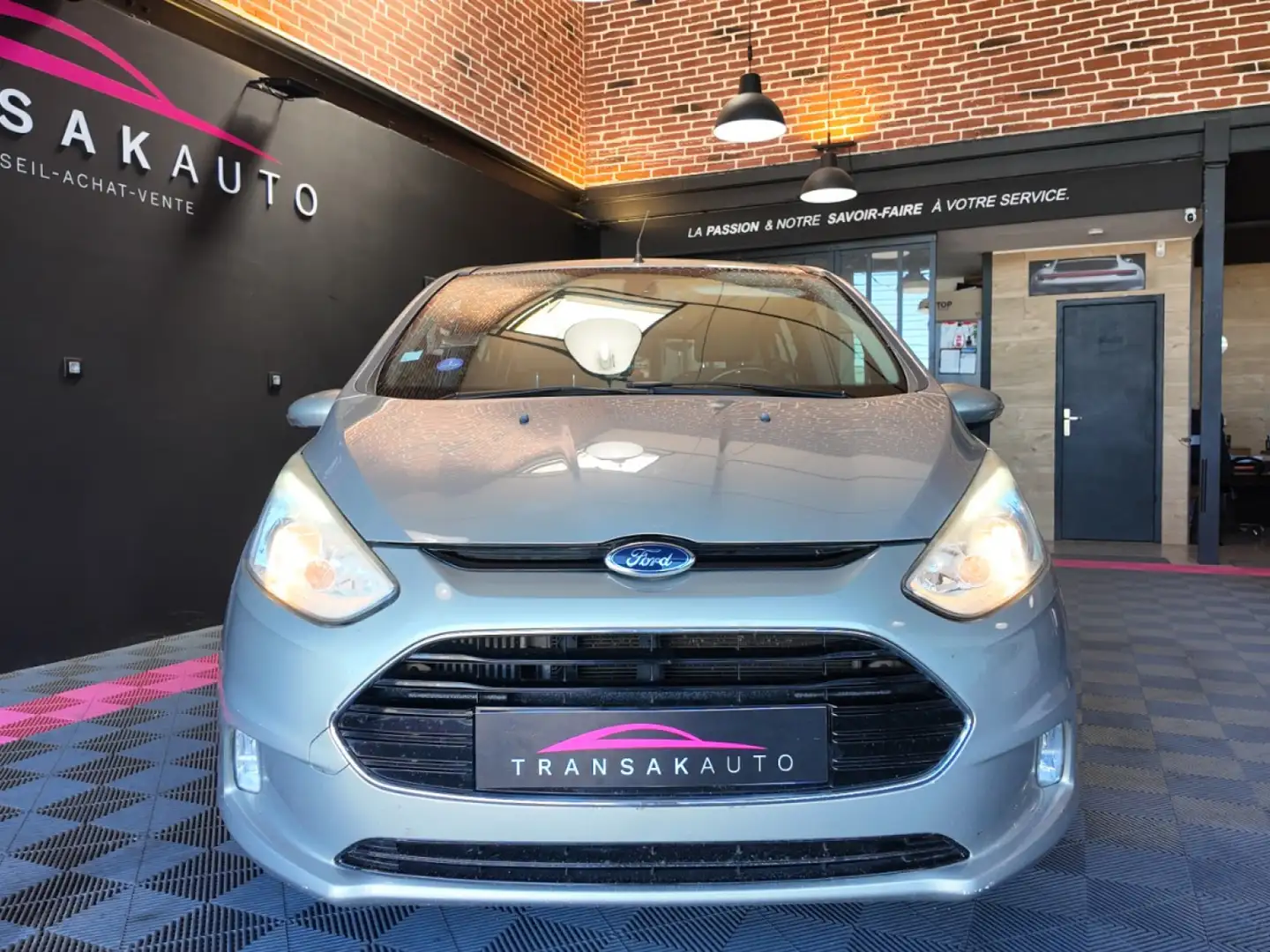 Ford B-Max Trend Gris - 2
