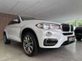 BMW X6 35i xDrive*HeadUp*StHz*Softclose*Sitzlüftung* Biały - thumbnail 28