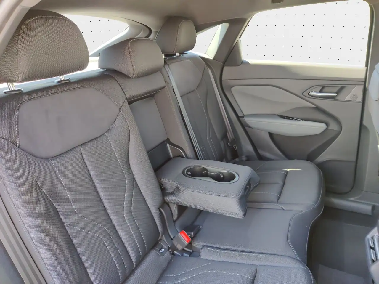 Audi Q3 TDI S line Tech+*Klima+*AHK*RFK* 16