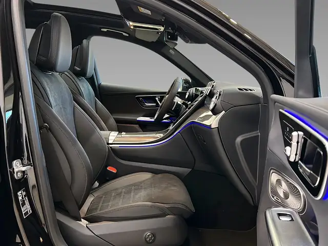 Mercedes-Benz 450 view 11