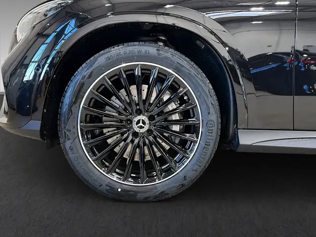 Mercedes-Benz 450 view 7