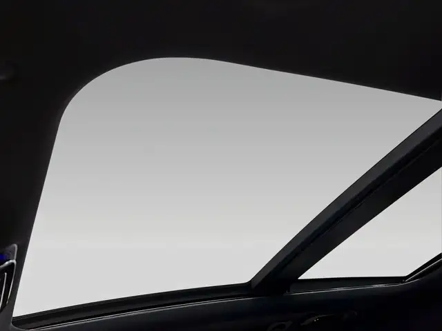 Mercedes-Benz 450 view 12