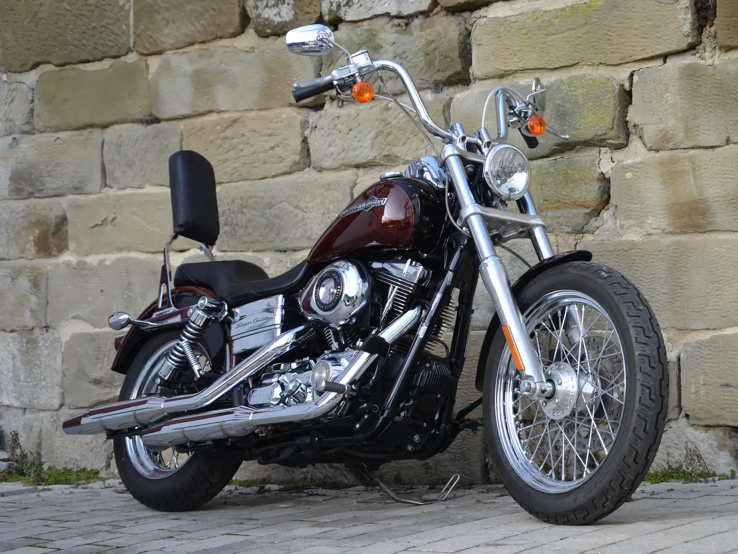 Harley-Davidson Dyna Super Glide Harley Davidson Dyna Super Glide Custom  1. Hand Schwarz - 1