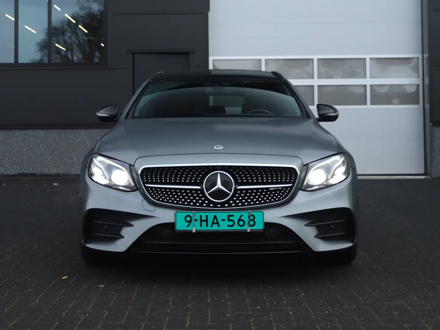 Mercedes-Benz E 43 AMG Premium Plus Manufaktar Massag Burmester Multibeam Gris - 2