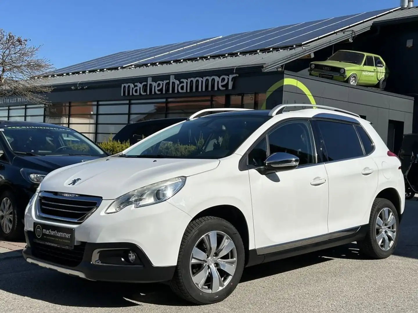 Peugeot 2008 Allure *SUV*PANO*SHZG*NAVI* Weiß - 1